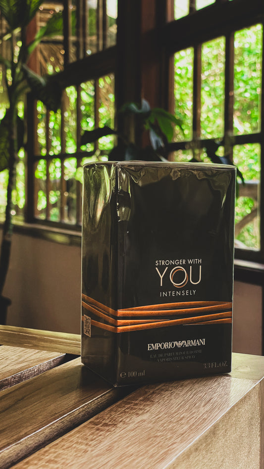 Giorgio Armani Stronger With You Intensely / EDP 3.4 oz (100 ml)